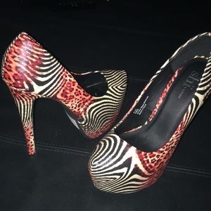 WILD STYLE LEOPARD HEELS